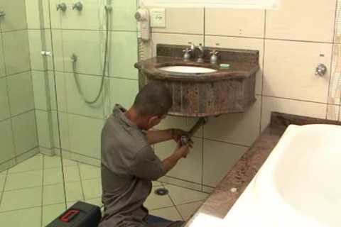 Kelly And Pablo Sodomize In The baths