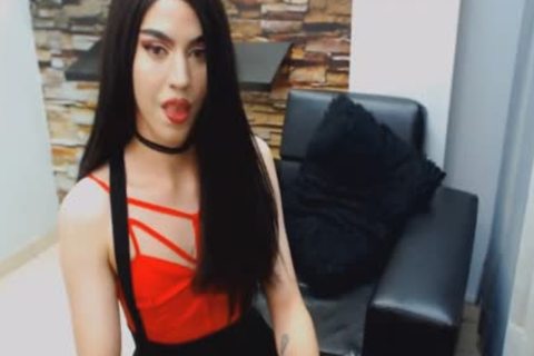 sleazy lady-man In Red Hard Jacking