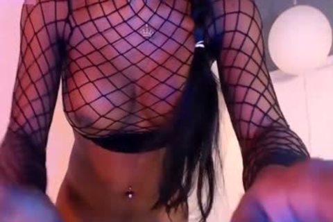 t-girl receives weenie upright