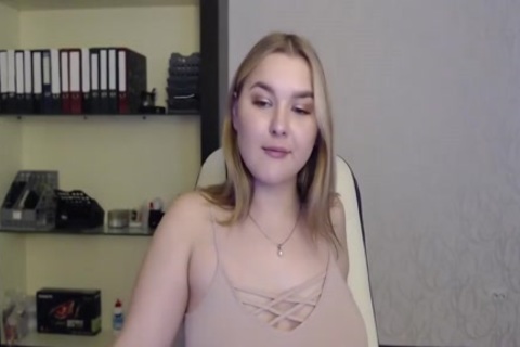 Emma tranny Live