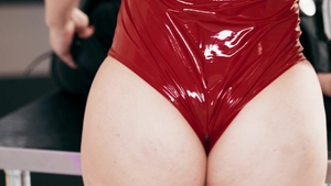 Trans Angels: Cumming Together with Sticky Facials