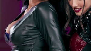 Trans Angels: Jessy Dubai's Raven-Haired Adventure